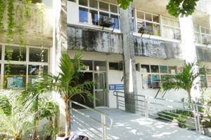 Foto da fachada do Departamento de Geografia.